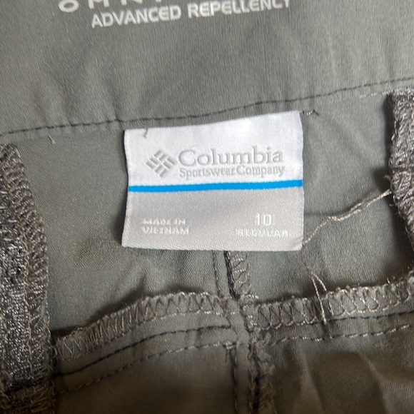 Columbia full length OmniShield hiking pants - Picture 4 of 7